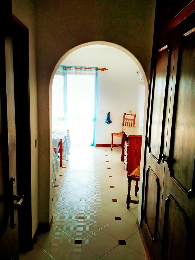 B&B Casa Da Vinha Santa Barbara de Nexe Bed & Breakfast
