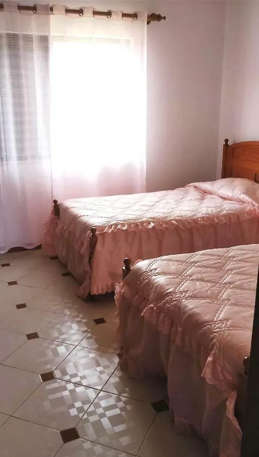 B&B Casa Da Vinha Santa Barbara de Nexe Bed & Breakfast