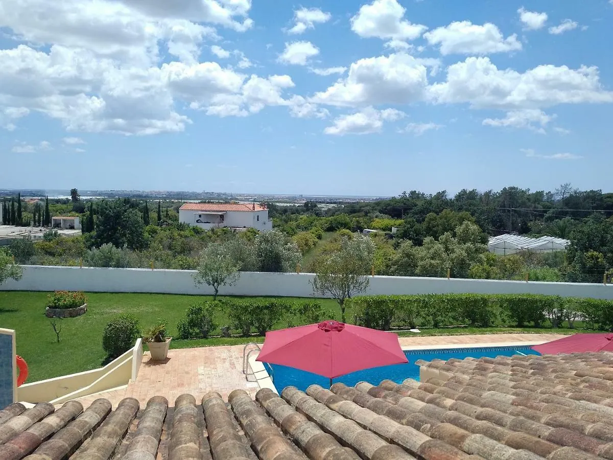 B&B Casa Da Vinha Santa Barbara de Nexe Bed & Breakfast